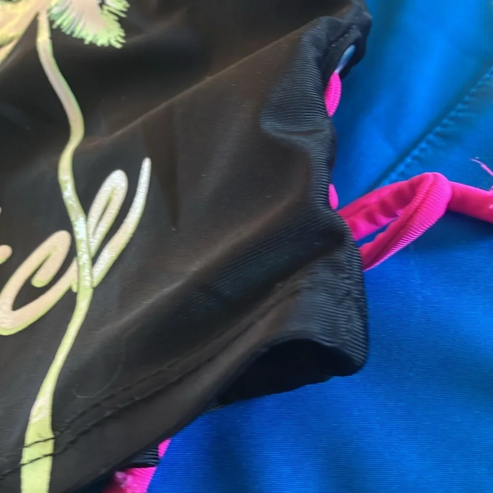 FINAL MARKDOWN Girls Justice Black Crop Top with Neon Palm Trees xl